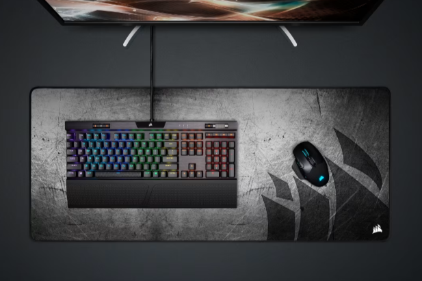 CORSAIR MM350 PRO Cloth Extended XL Mouse Pad - Black